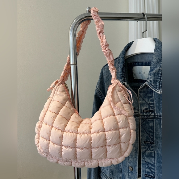 Bubble Bliss Ruched Bag - Blush Pink - Picture 7 of 10